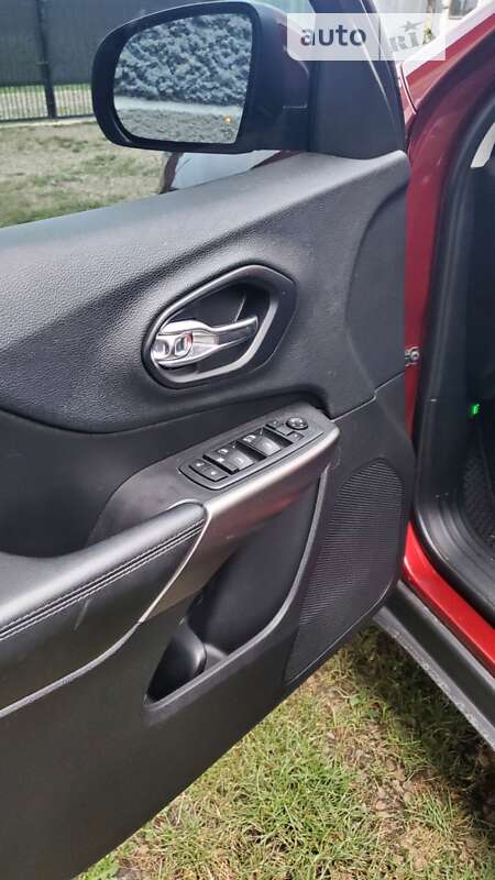 Позашляховик / Кросовер Jeep Cherokee 2018 в Калуші