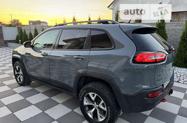 Позашляховик / Кросовер Jeep Cherokee 2013 в Летичіві