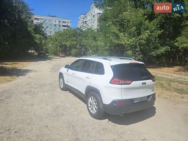 Внедорожник / Кроссовер Jeep Cherokee 2014 в Запорожье