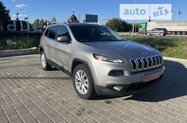 Внедорожник / Кроссовер Jeep Cherokee 2016 в Луцке