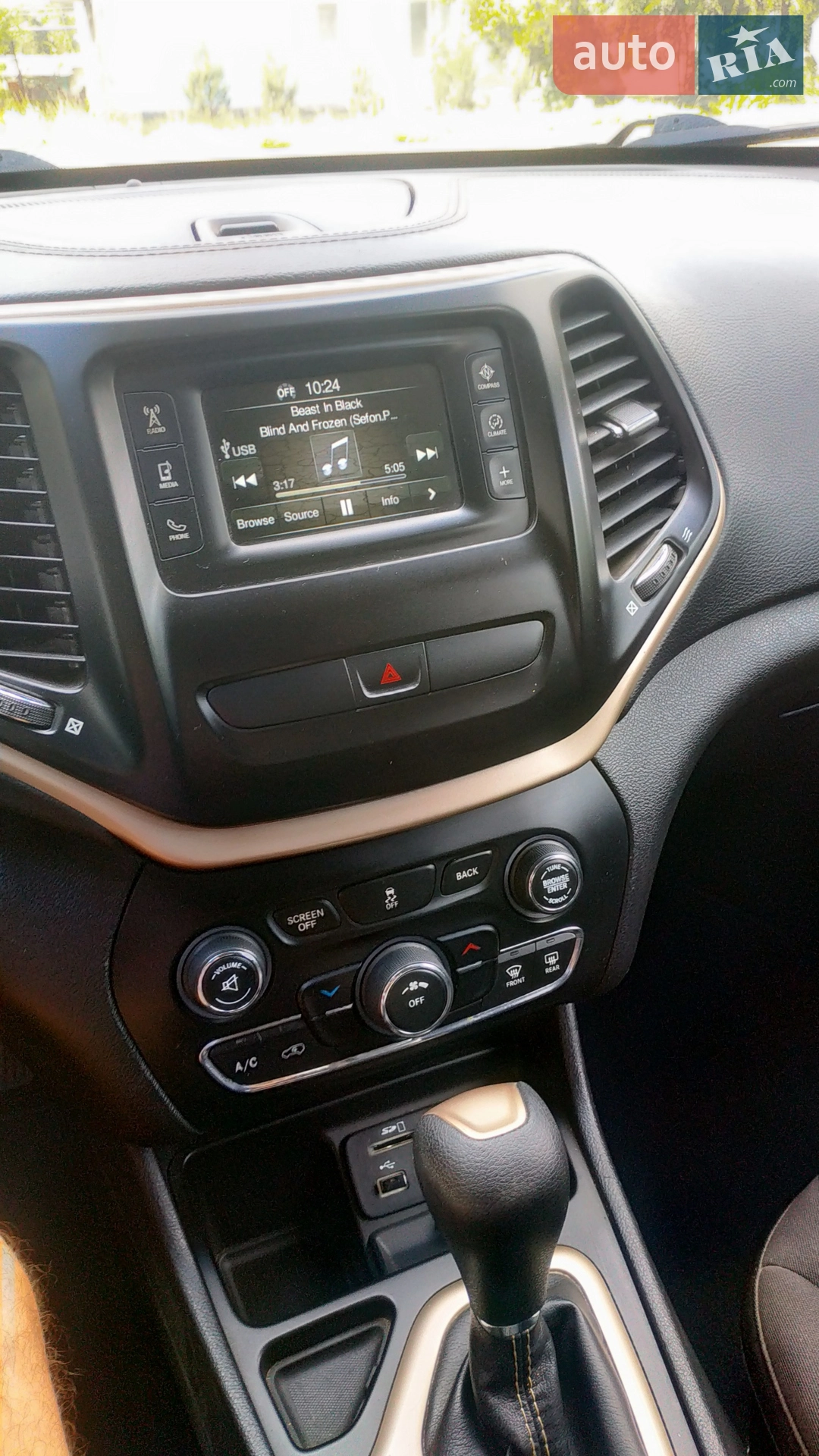 2016 Jeep Cherokee - мініатюра 17