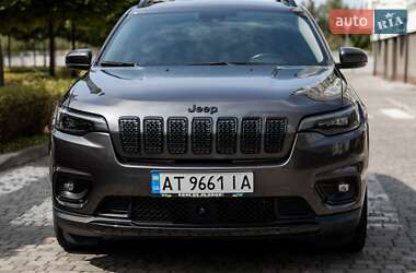 Внедорожник / Кроссовер Jeep Cherokee 2021 в 