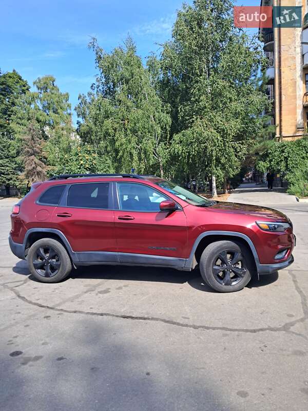 Позашляховик / Кросовер Jeep Cherokee 2018 в Новомосковську