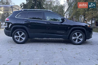 Позашляховик / Кросовер Jeep Cherokee 2018 в Чернівцях