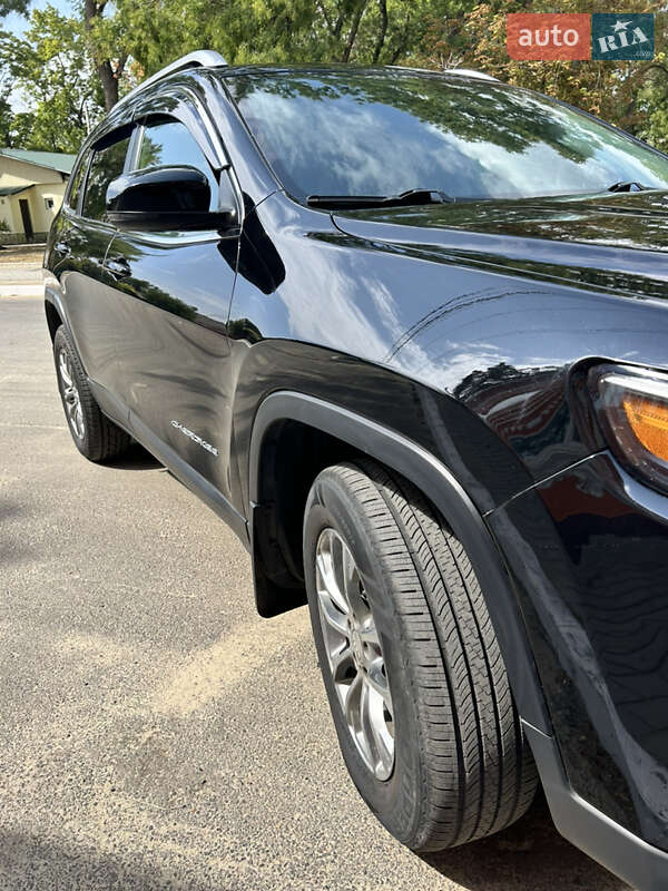 Внедорожник / Кроссовер Jeep Cherokee 2018 в Рени