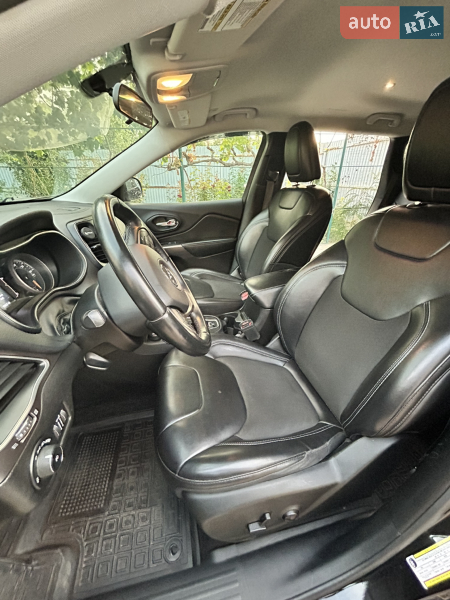 2018 Jeep Cherokee - мініатюра 21