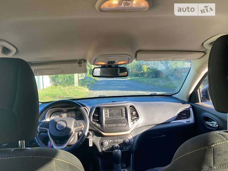 Внедорожник / Кроссовер Jeep Cherokee 2015 в Смеле фото 31 Внедорожник / Кроссовер Jeep Cherokee 2015 в Смеле