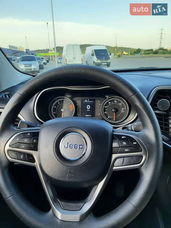 Внедорожник / Кроссовер Jeep Cherokee 2018 в Мукачево