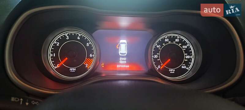 Позашляховик / Кросовер Jeep Cherokee 2014 в Чорноморську фото 15 Позашляховик / Кросовер Jeep Cherokee 2014 в Чорноморську