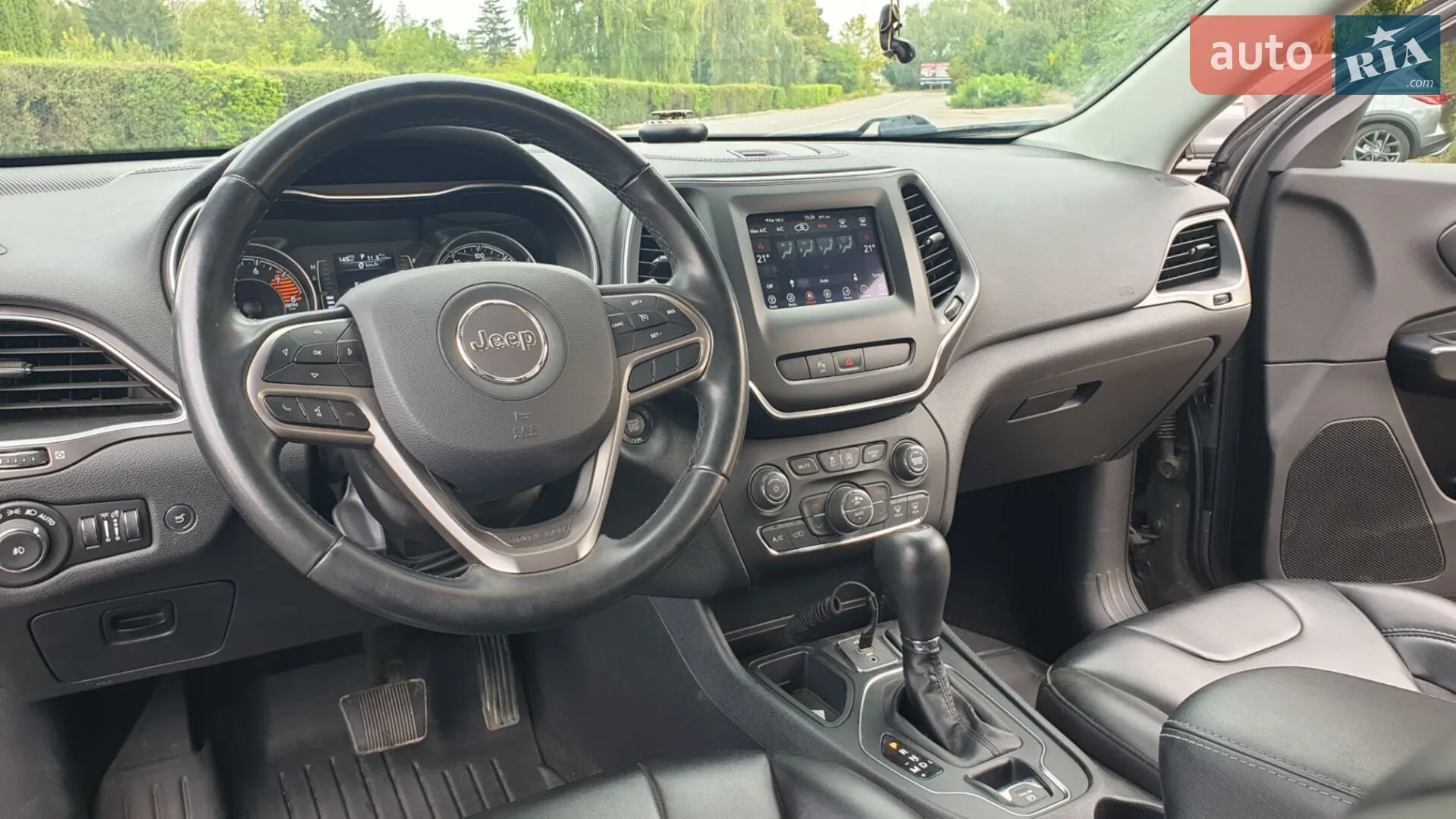 2019 Jeep Cherokee - мініатюра 39