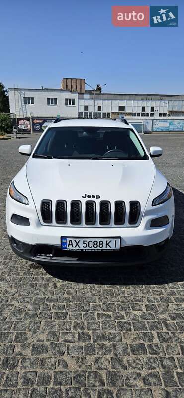 Внедорожник / Кроссовер Jeep Cherokee 2014 в Полтаве