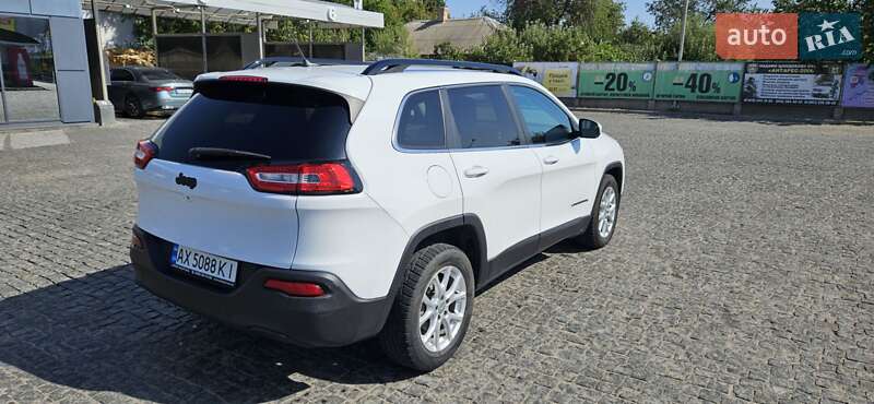 Внедорожник / Кроссовер Jeep Cherokee 2014 в Полтаве