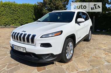 Внедорожник / Кроссовер Jeep Cherokee 2016 в Киеве