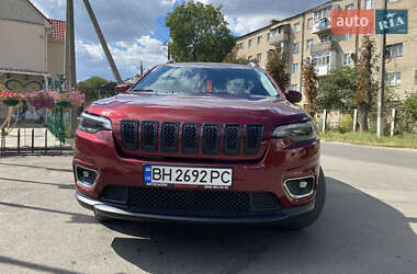 Внедорожник / Кроссовер Jeep Cherokee 2018 в 