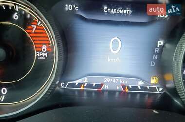 Внедорожник / Кроссовер Jeep Cherokee 2021 в 