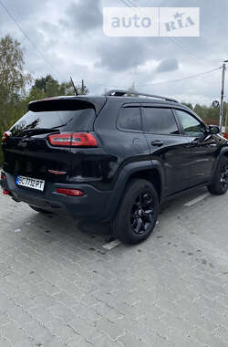 Внедорожник / Кроссовер Jeep Cherokee 2014 в Яворове