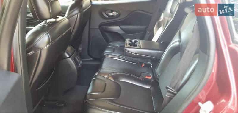 Внедорожник / Кроссовер Jeep Cherokee 2018 в Харькове