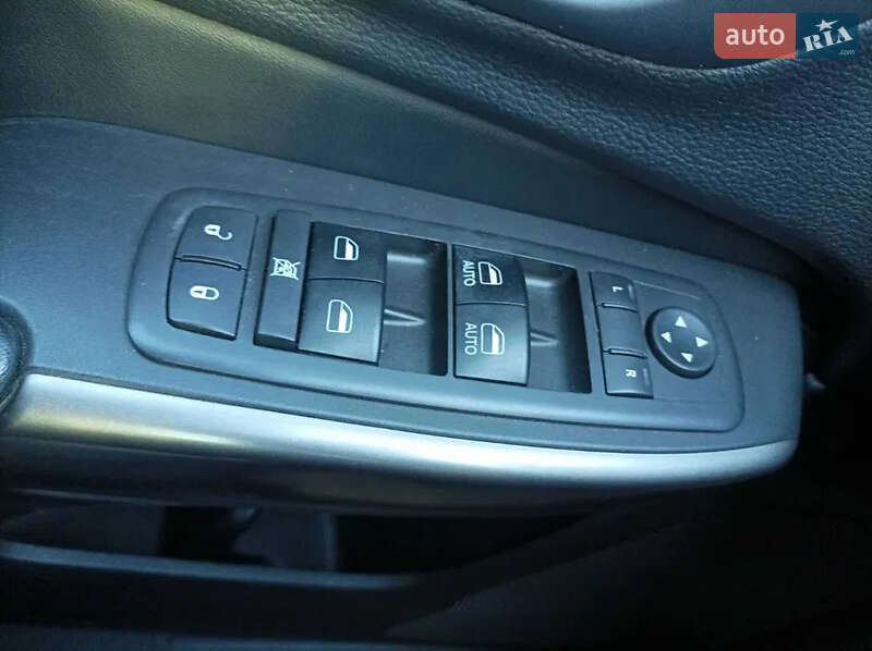 Позашляховик / Кросовер Jeep Cherokee 2018 в Львові