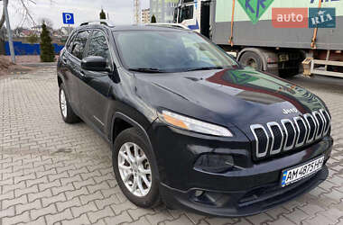 Позашляховик / Кросовер Jeep Cherokee 2015 в Житомирі