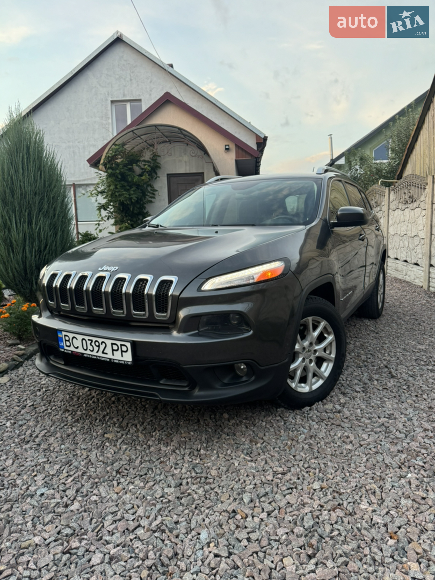 2015 Jeep Cherokee - мініатюра 8