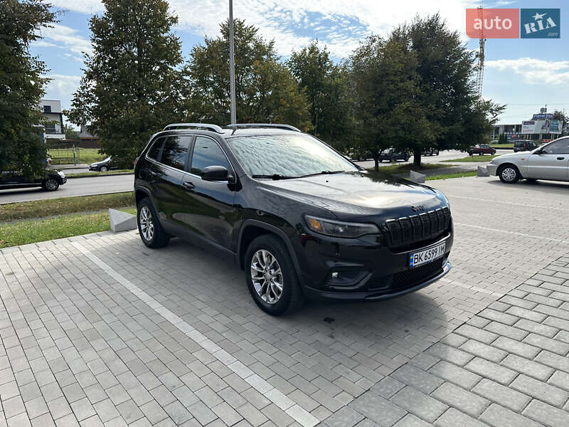 Внедорожник / Кроссовер Jeep Cherokee 2018 в Ровно