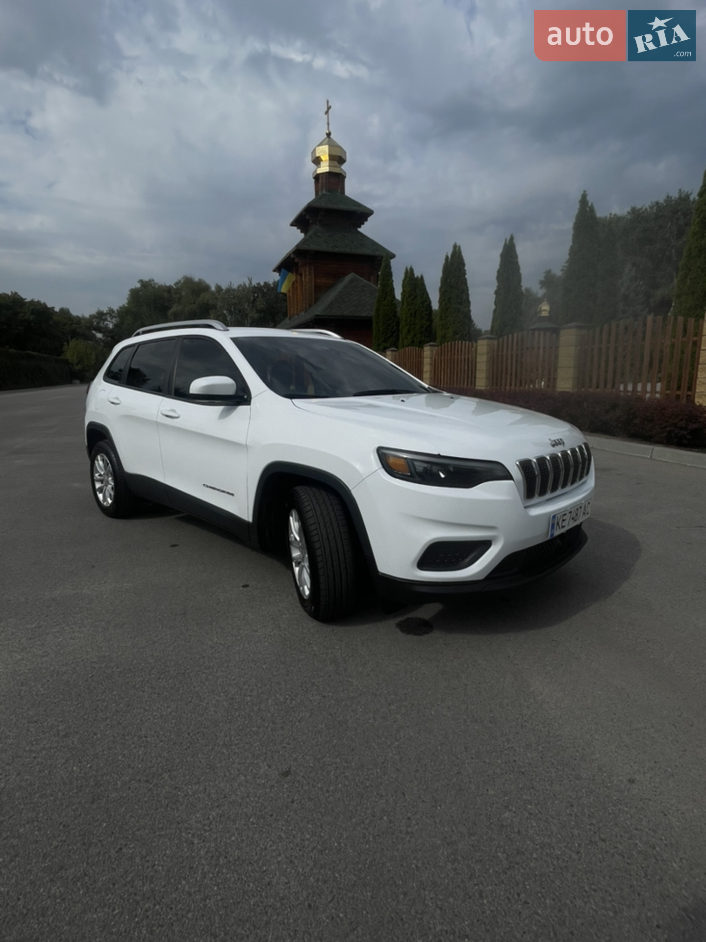 2020 Jeep Cherokee - фото 1