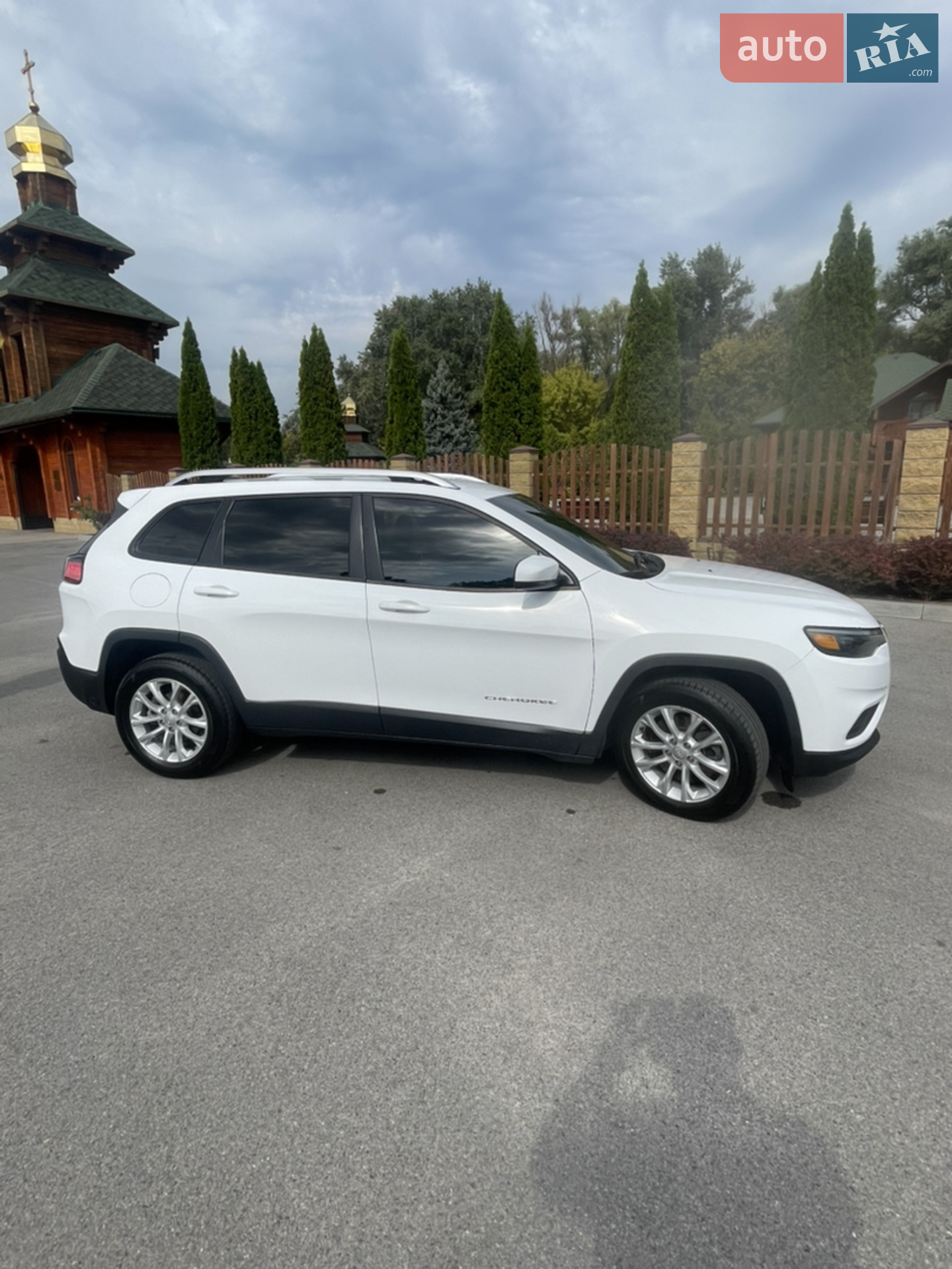 2020 Jeep Cherokee - мініатюра 2