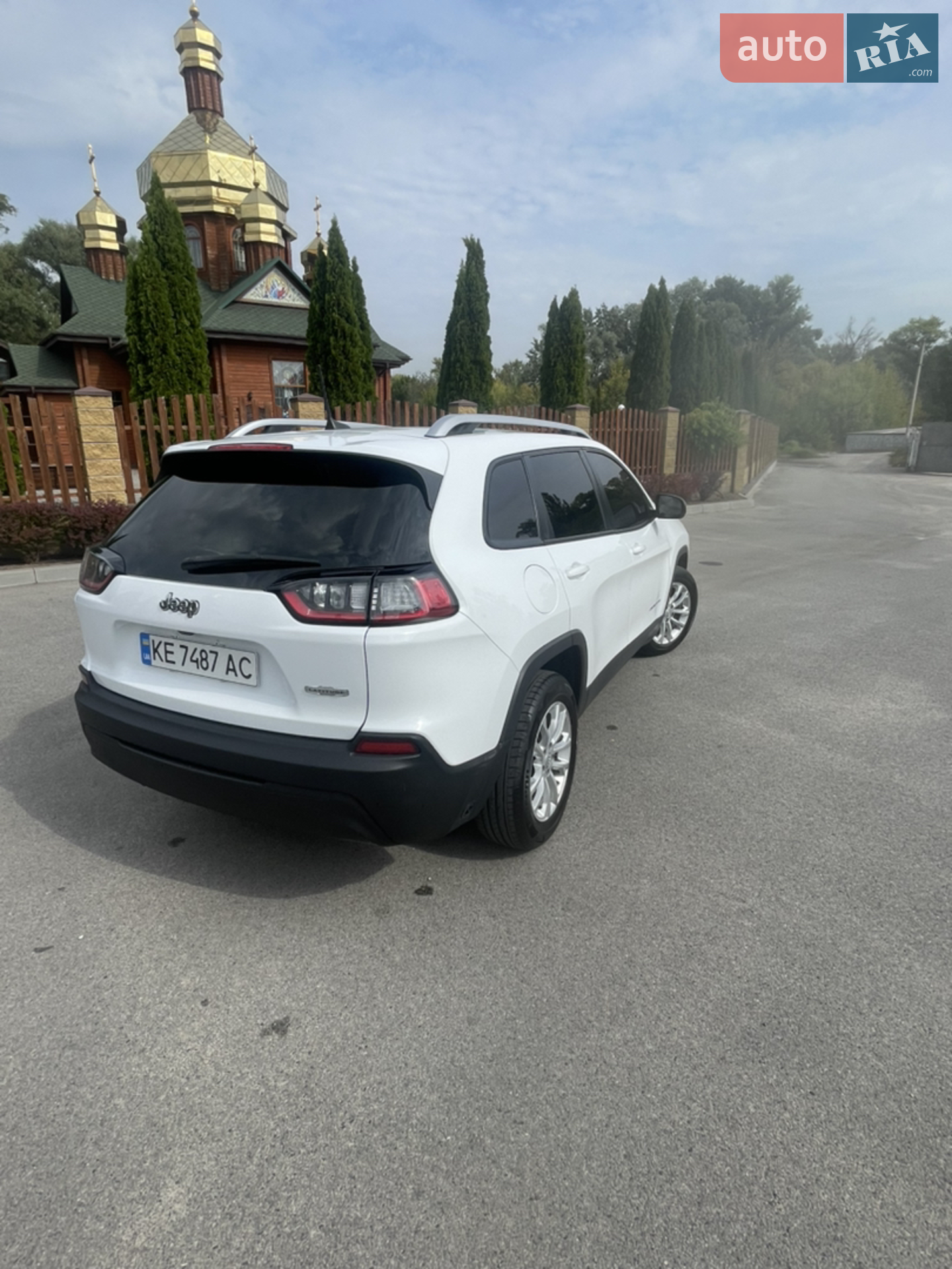 2020 Jeep Cherokee - мініатюра 3