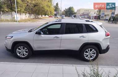 Внедорожник / Кроссовер Jeep Cherokee 2014 в Киеве