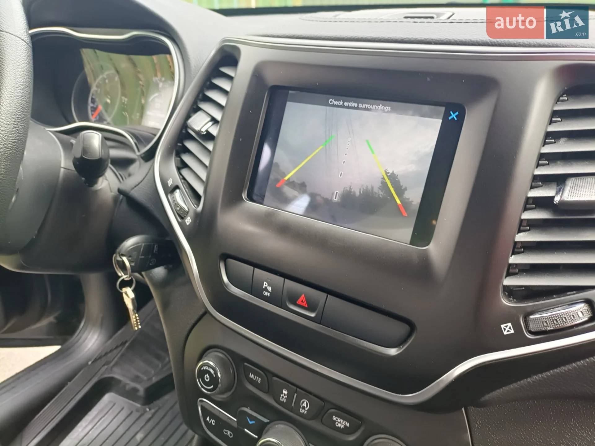 2019 Jeep Cherokee - мініатюра 14