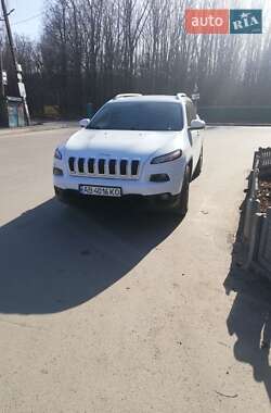 Внедорожник / Кроссовер Jeep Cherokee 2013 в 