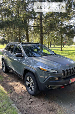 Внедорожник / Кроссовер Jeep Cherokee 2014 в Дубно