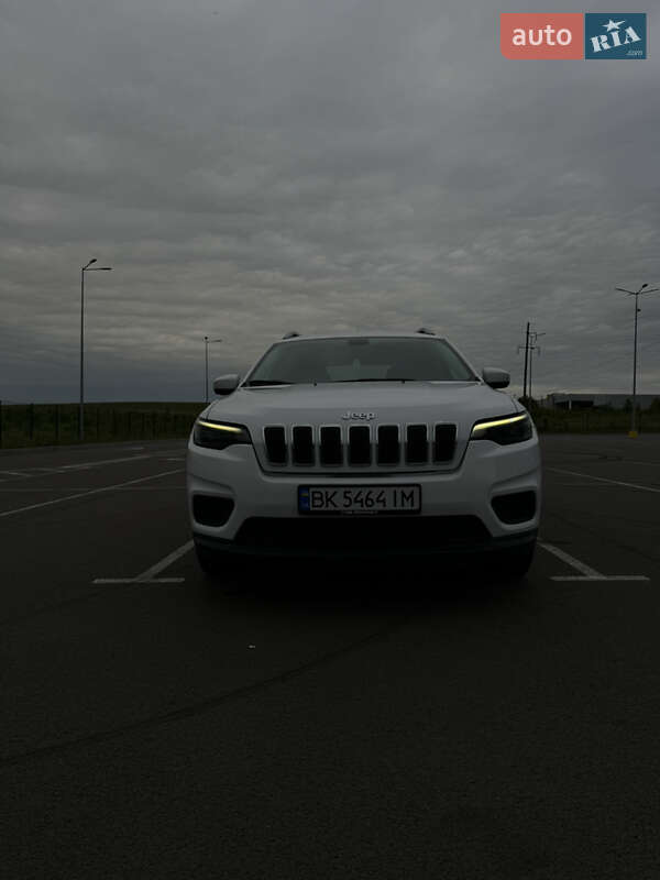 Внедорожник / Кроссовер Jeep Cherokee 2020 в Ровно