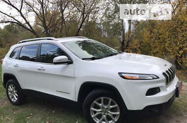Внедорожник / Кроссовер Jeep Cherokee 2015 в 