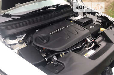 Внедорожник / Кроссовер Jeep Cherokee 2015 в 