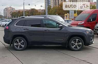 Внедорожник / Кроссовер Jeep Cherokee 2018 в Харькове