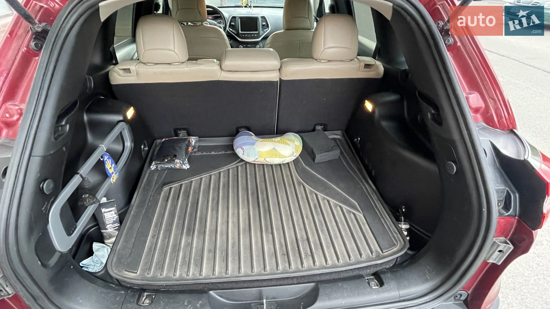 2015 Jeep Cherokee - мініатюра 26