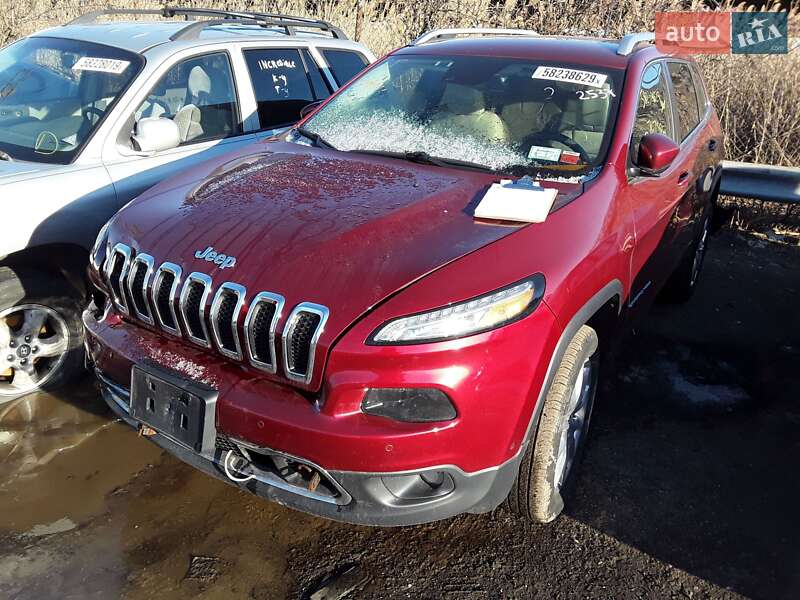 Внедорожник / Кроссовер Jeep Cherokee 2015 в Киеве