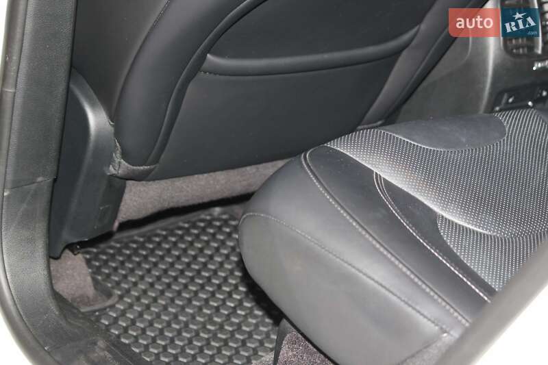 Внедорожник / Кроссовер Jeep Cherokee 2018 в Киеве