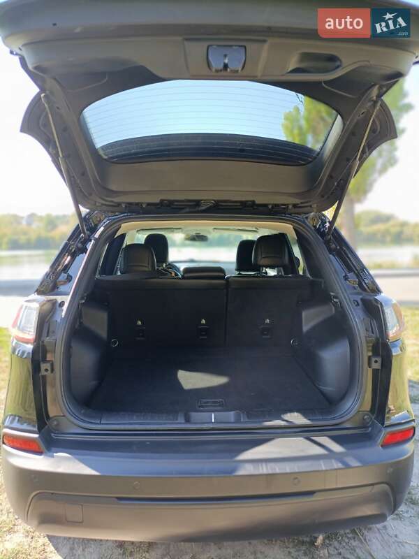 Внедорожник / Кроссовер Jeep Cherokee 2019 в Василькове фото 10 Внедорожник / Кроссовер Jeep Cherokee 2019 в Василькове