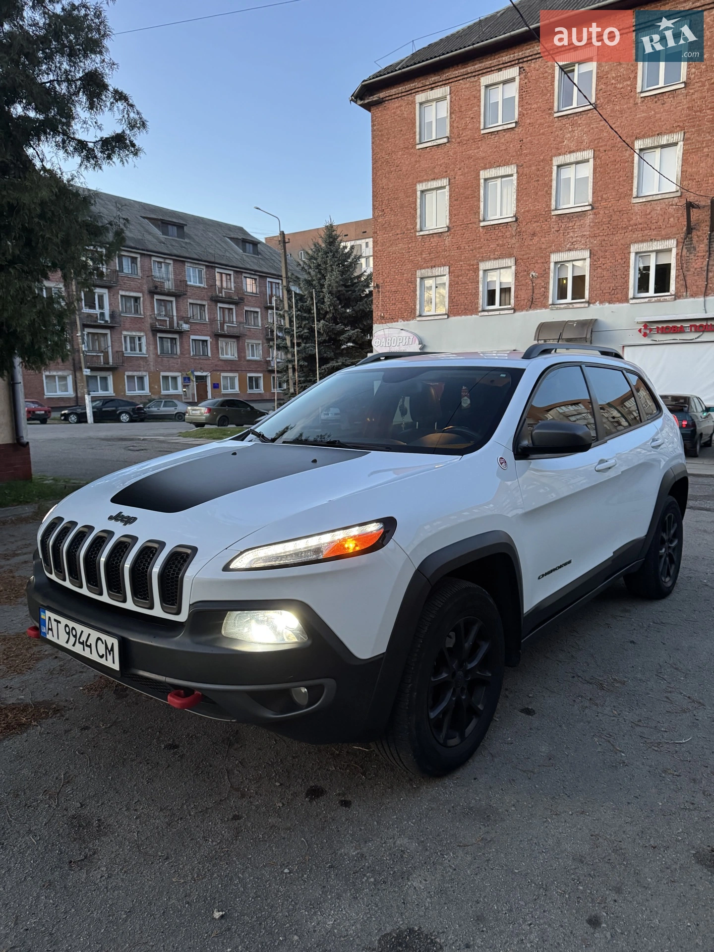 Jeep Cherokee 2014 VIN 1C4PJMBSXEW189679 фото оголошення 25 з 41