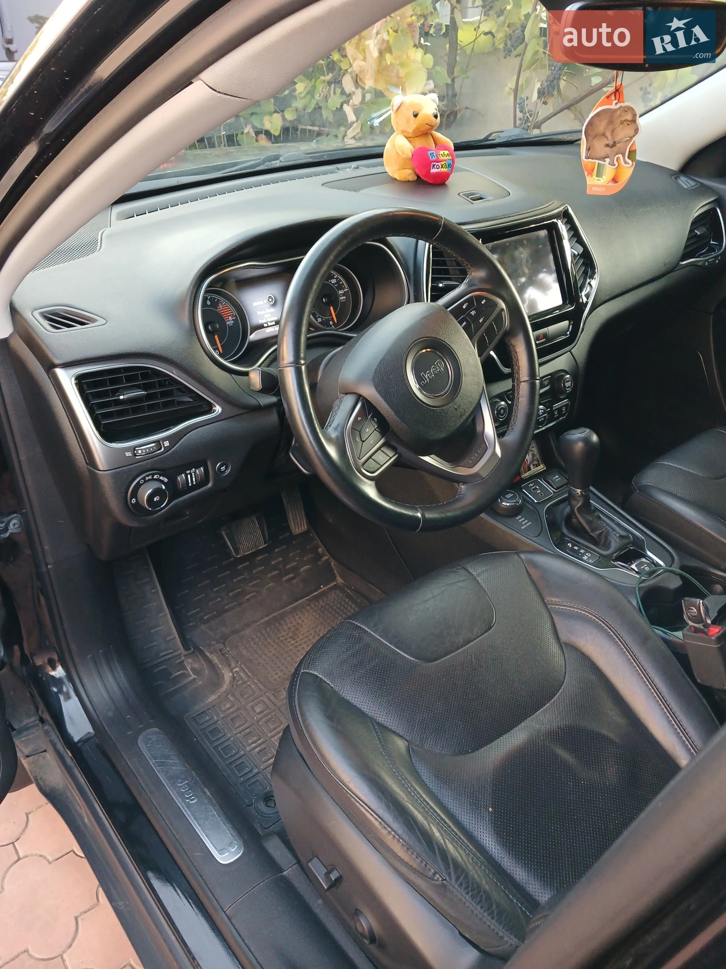 2019 Jeep Cherokee - мініатюра 4