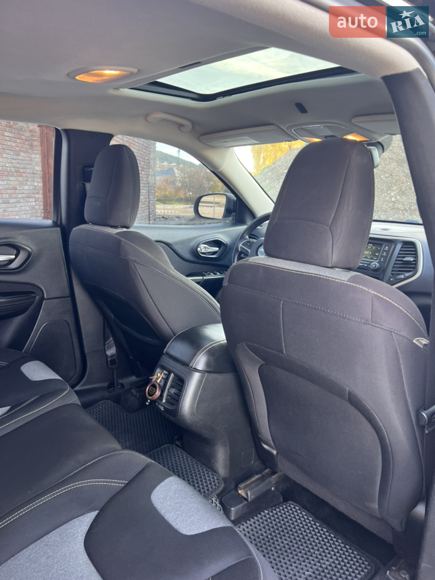 2014 Jeep Cherokee - мініатюра 21