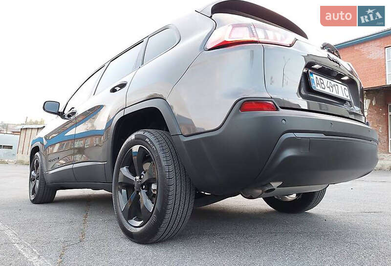 Позашляховик / Кросовер Jeep Cherokee 2019 в Києві