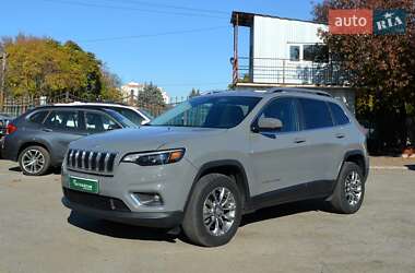 Внедорожник / Кроссовер Jeep Cherokee 2019 в 