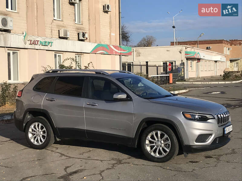 Позашляховик / Кросовер Jeep Cherokee 2019 в Києві