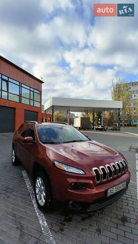 Внедорожник / Кроссовер Jeep Cherokee 2015 в Днепре