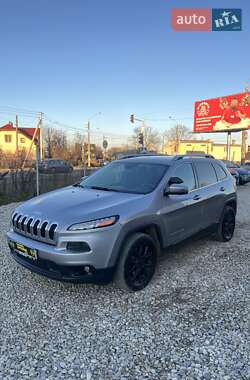 Внедорожник / Кроссовер Jeep Cherokee 2015 в Ивано-Франковске