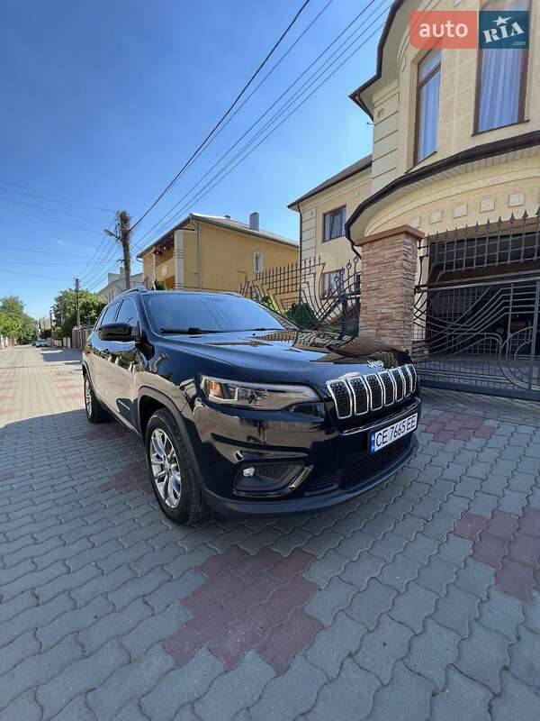 Внедорожник / Кроссовер Jeep Cherokee 2018 в Черновцах