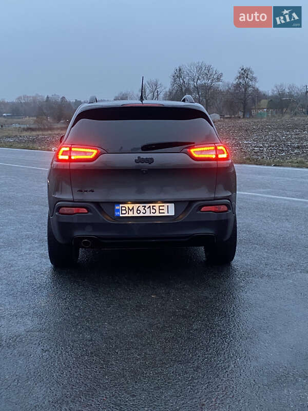 Внедорожник / Кроссовер Jeep Cherokee 2017 в Ромнах